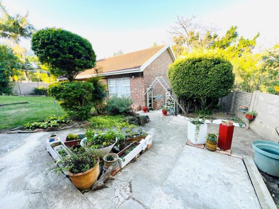 4 Bedroom Property for Sale in Chiselhurst Eastern Cape